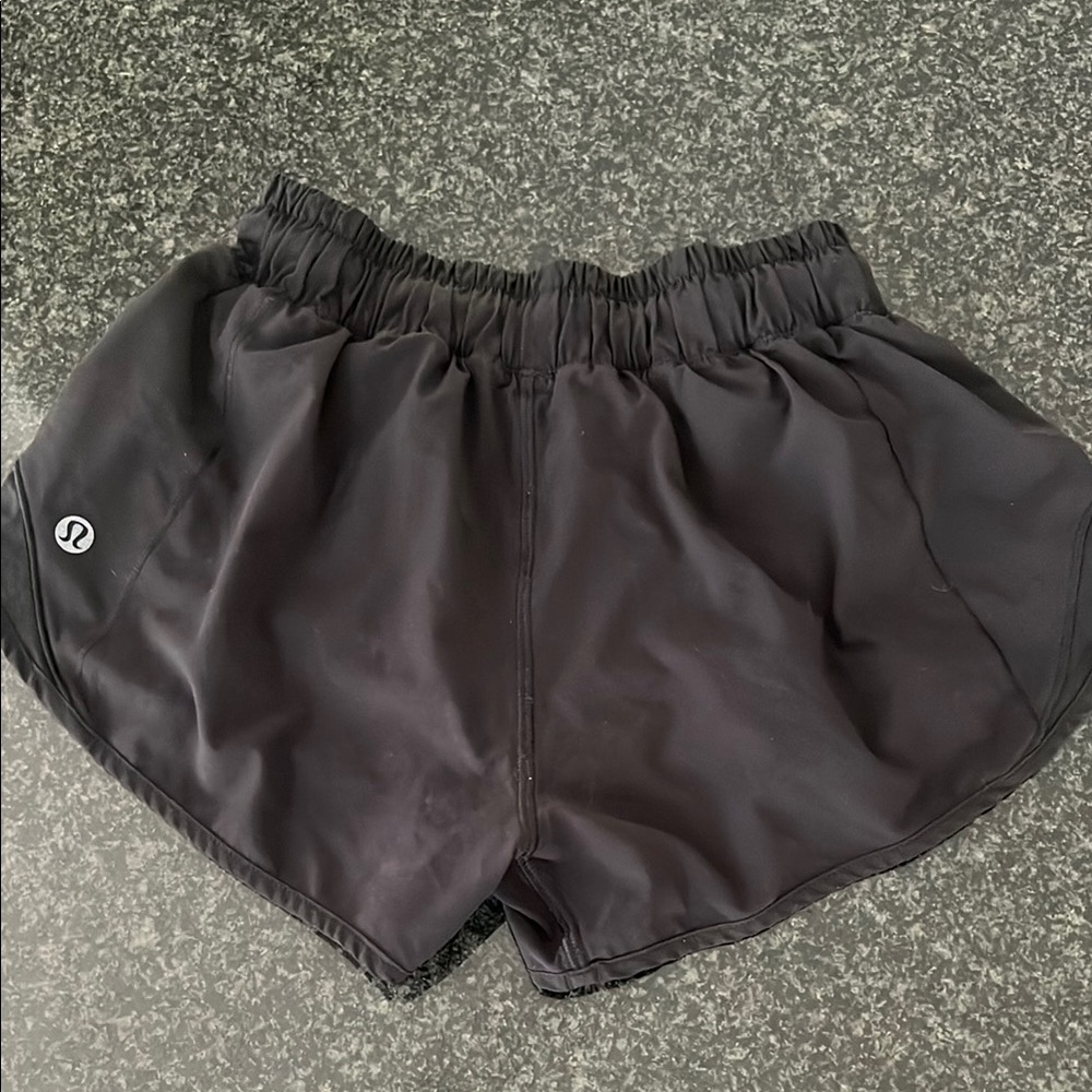lululemon athletica Hotty Hot 2.5 inseam Women's Black Shorts Size 0